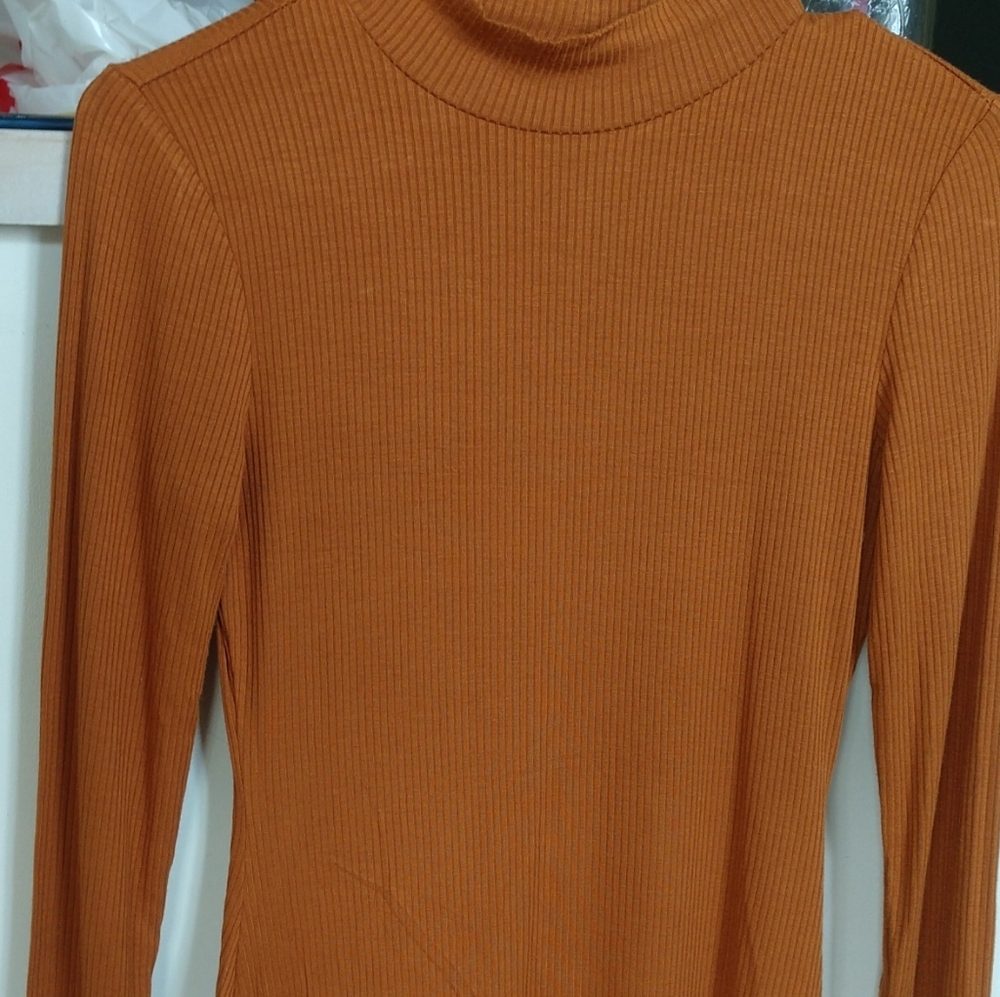 LONG SLEEVE DRESS